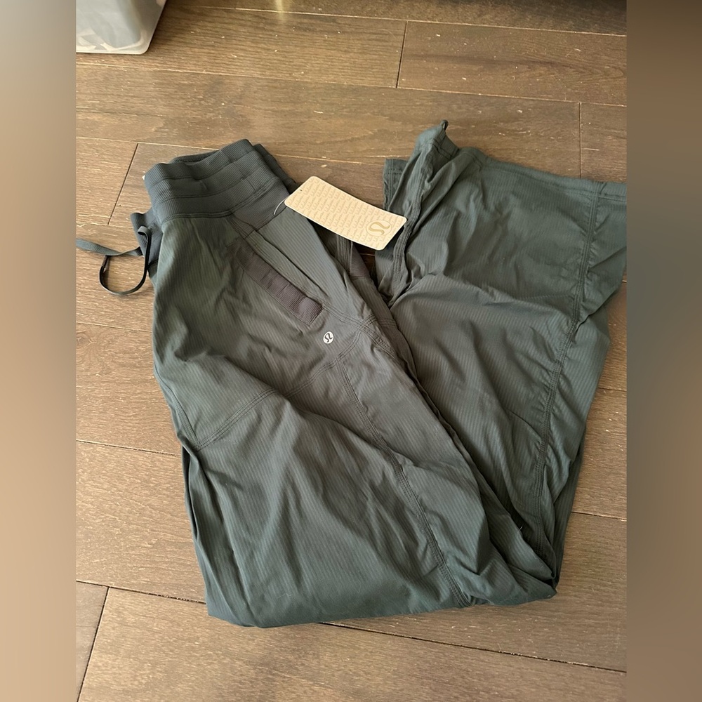 Lululemon Dark Green Athletic Pants